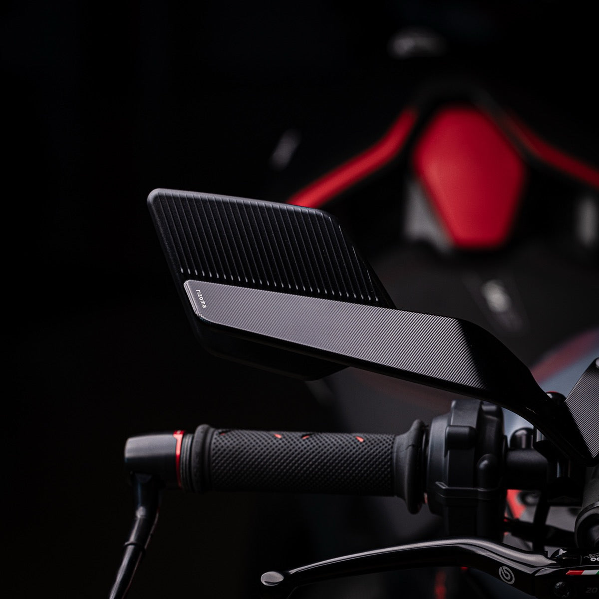 Rizoma STEALTH Naked Max Sport Mount Style Winglet Mirror Set