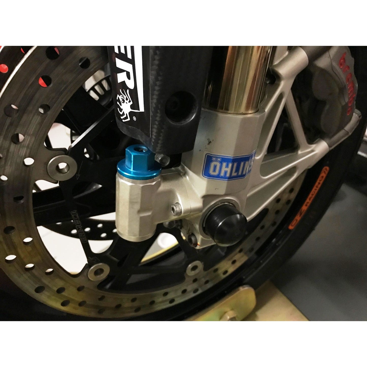 Spider Front & Rear Axle Slider for 2009-2024 Aprilia RSV4 & 2011-2024 Aprilia Tuono V4